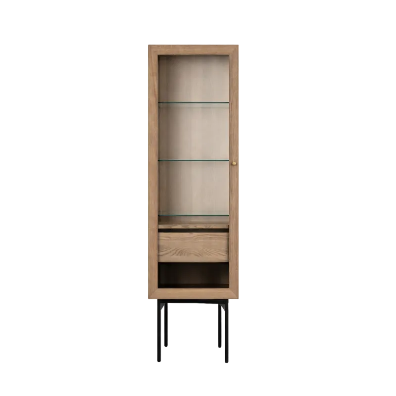 Monogram vitrine
