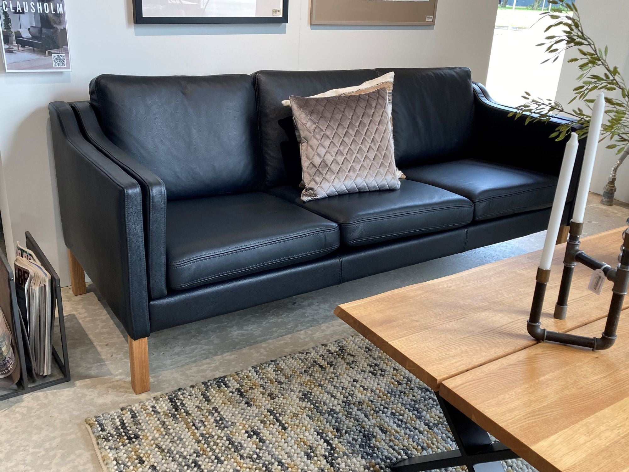 Clausholm 3+2 pers. sofasæt (sort Madrid læder)