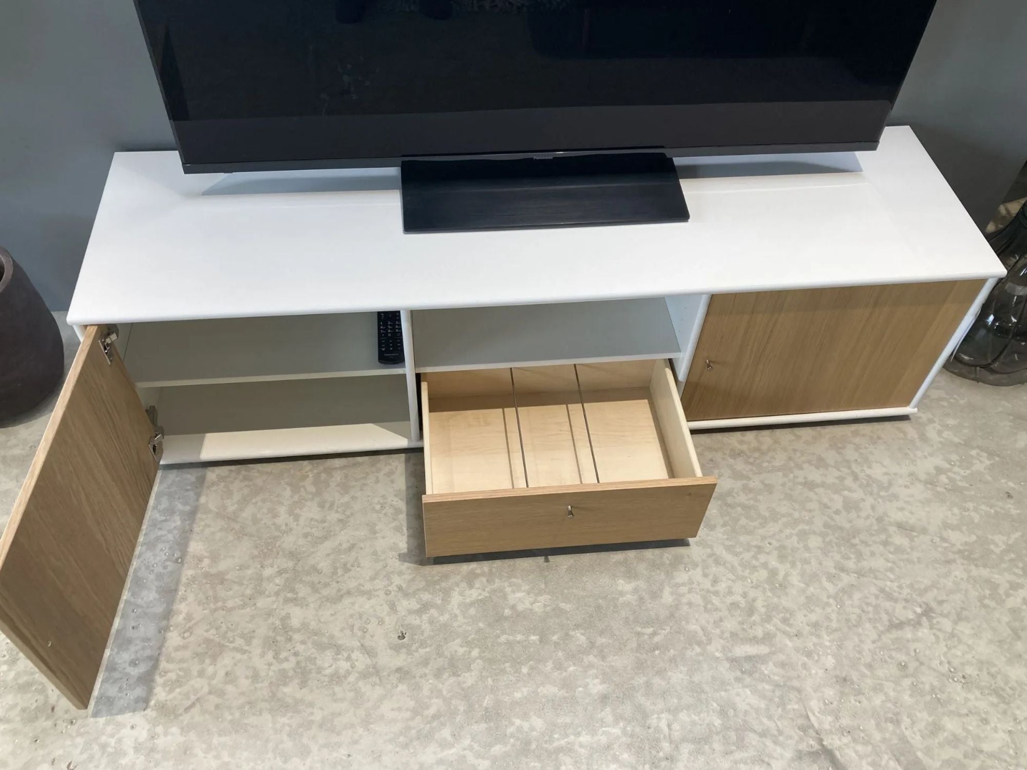 DEMO MODEL - Mistral by Hammel AV modul - AFHENTNINGSTILBUD