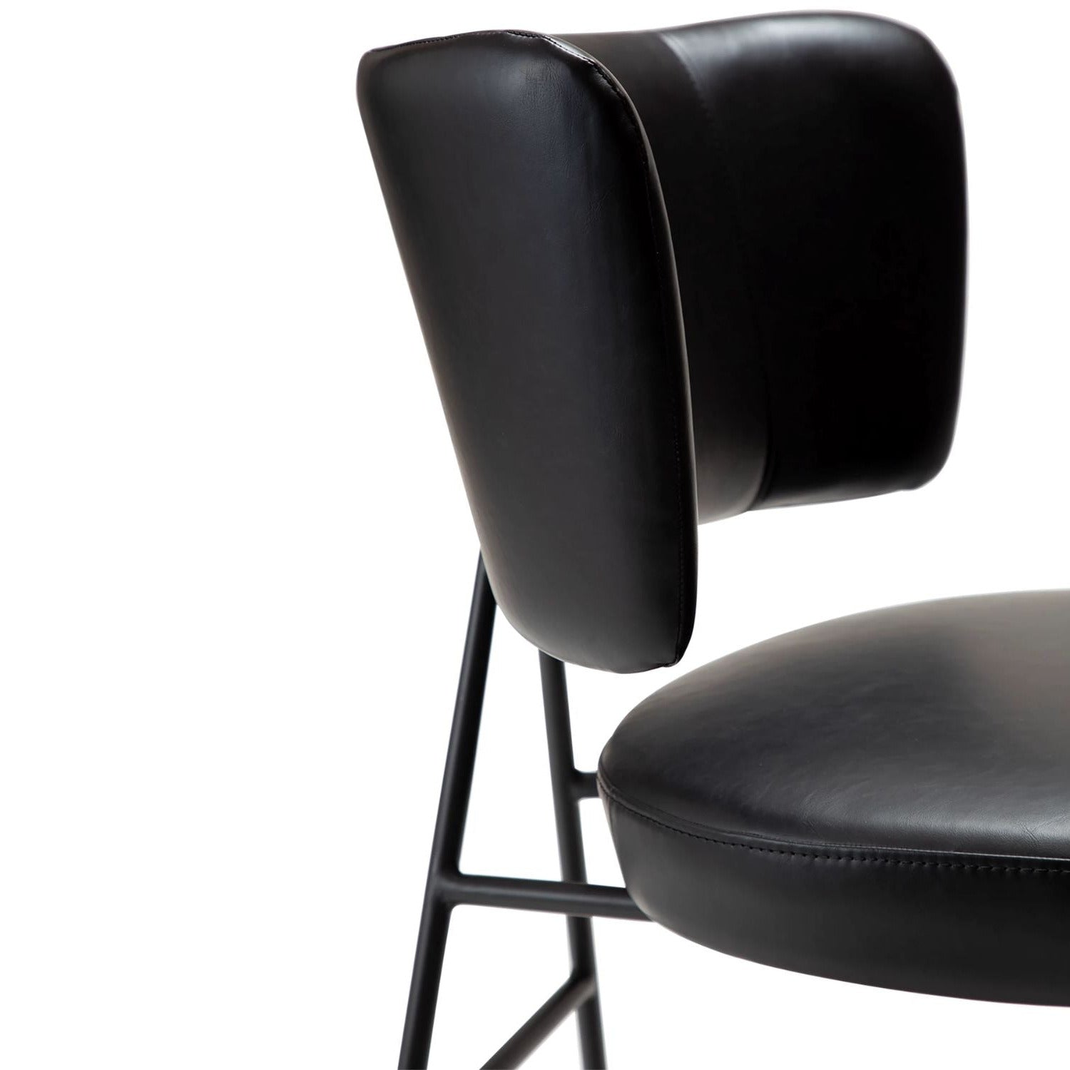 Dan-Form Roost spisebordsstol – Vintage black faux læder