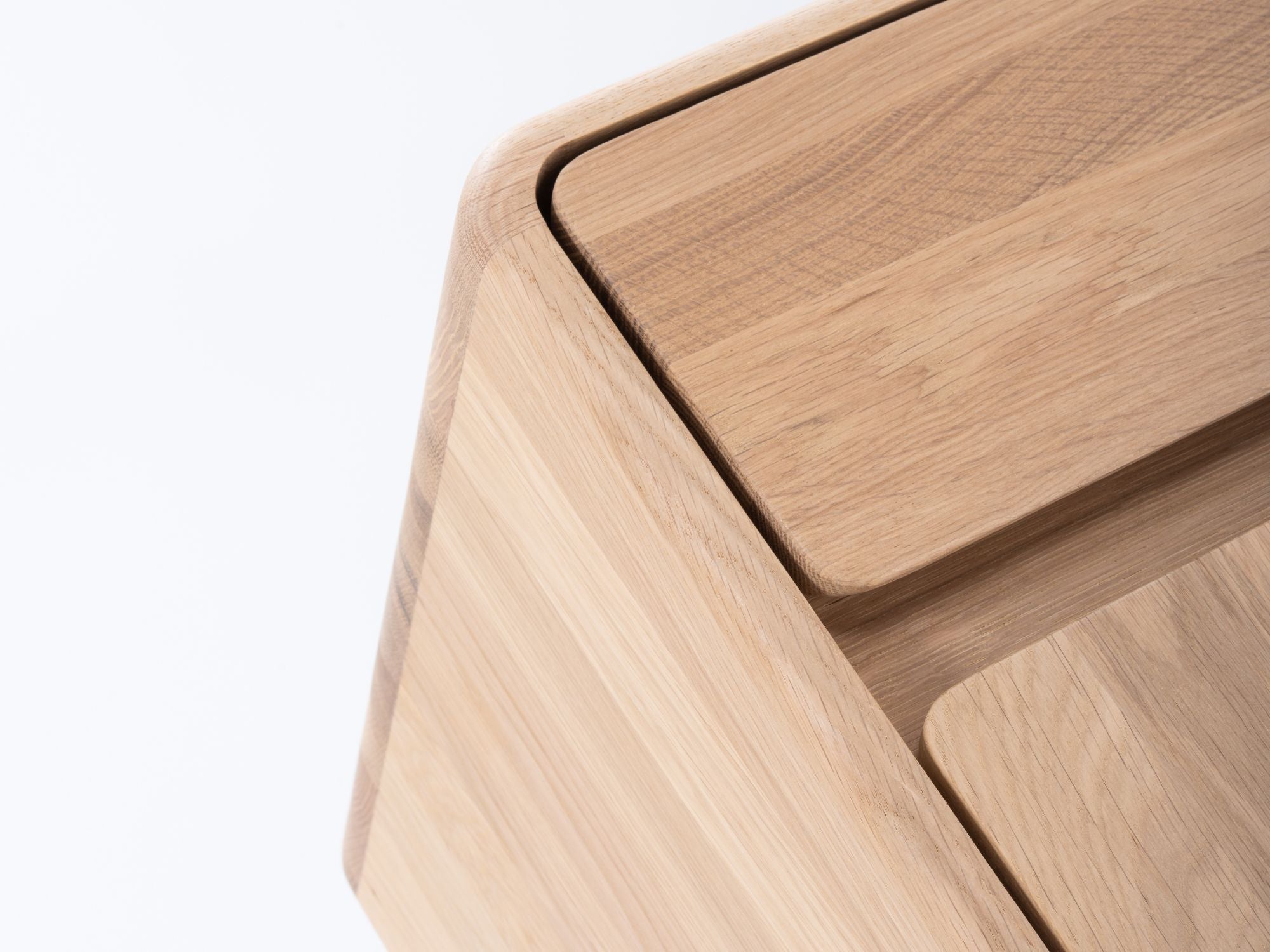 Fawn highboard