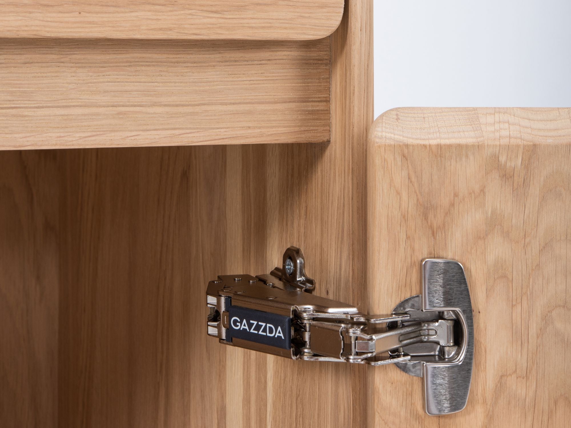 Fawn highboard