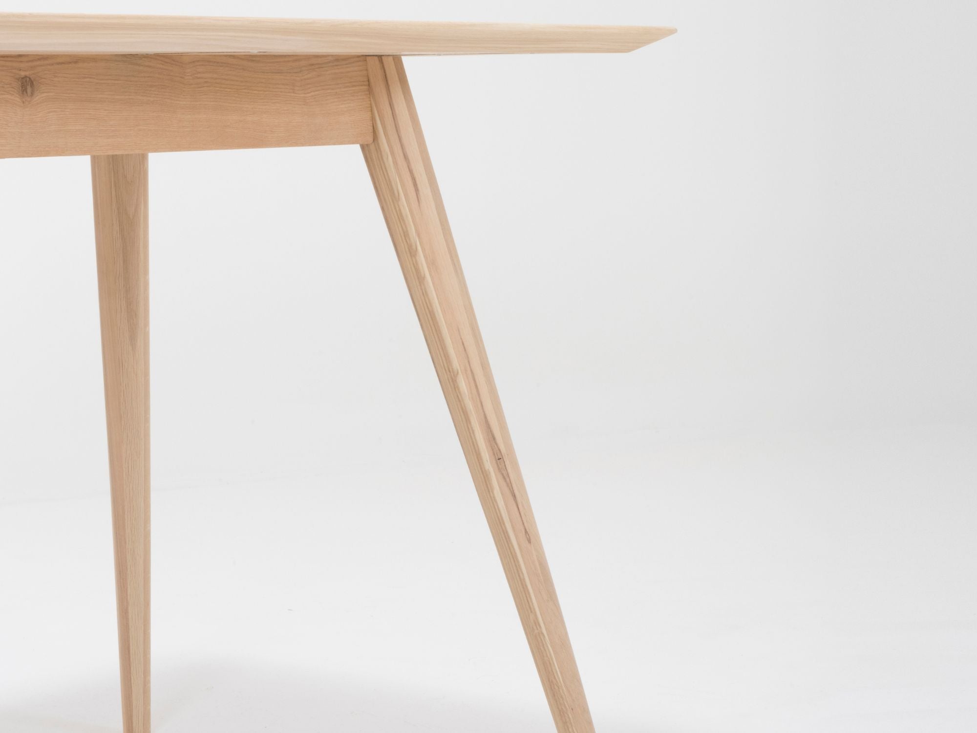 Stafa skrivebord