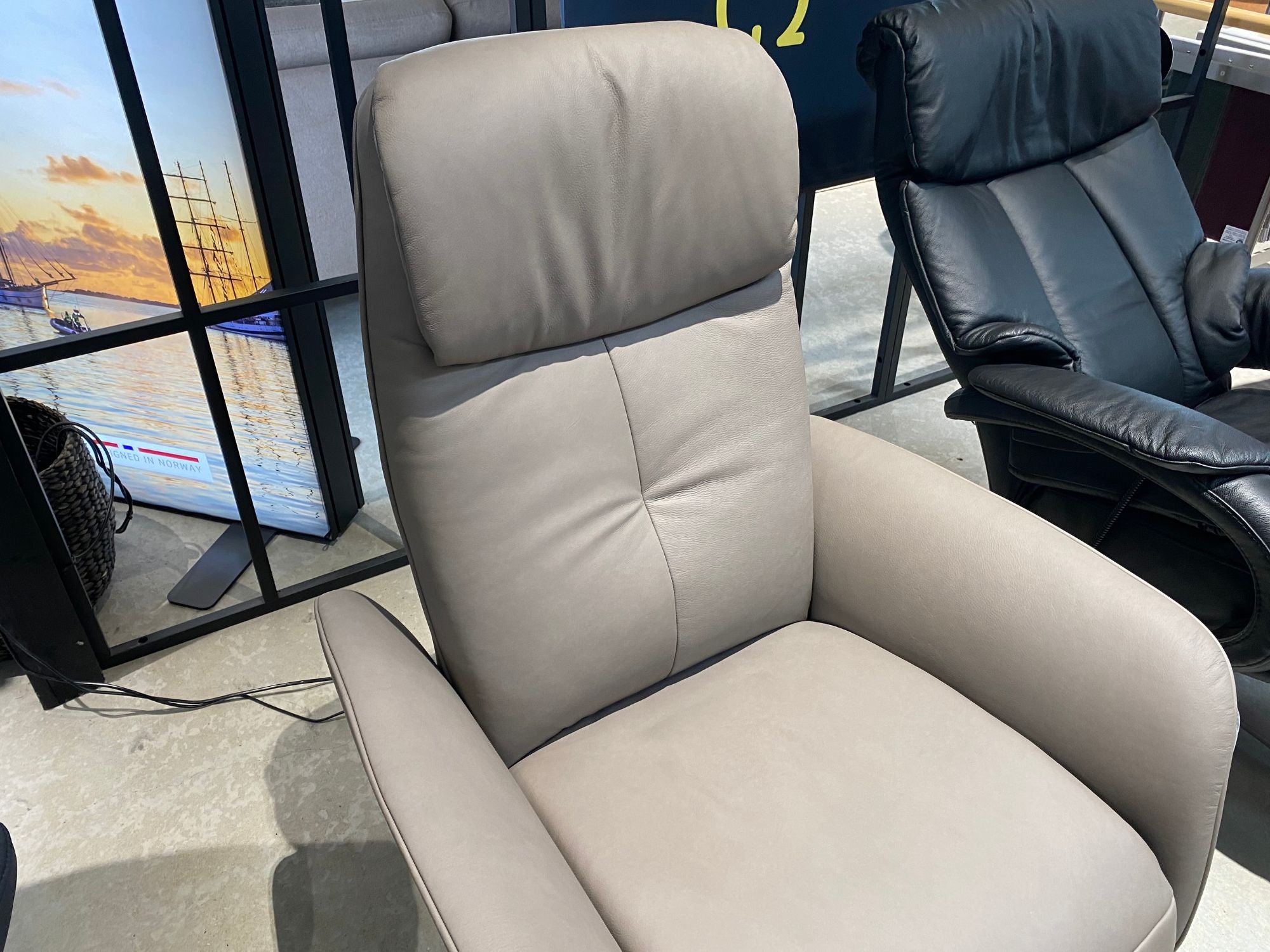 Easyswing 7356 lænestol m. recliner og løftefunktion