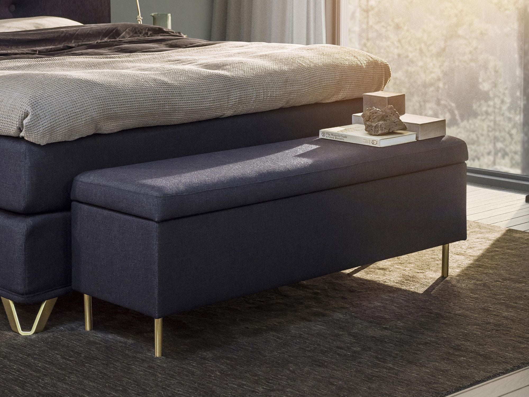Saturn Ottoman puf