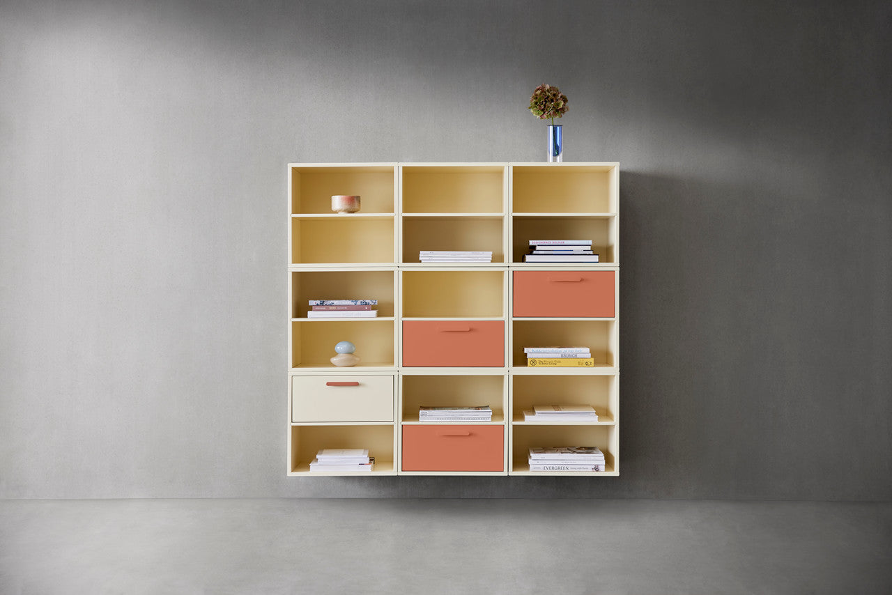 Reol - opstilling 835