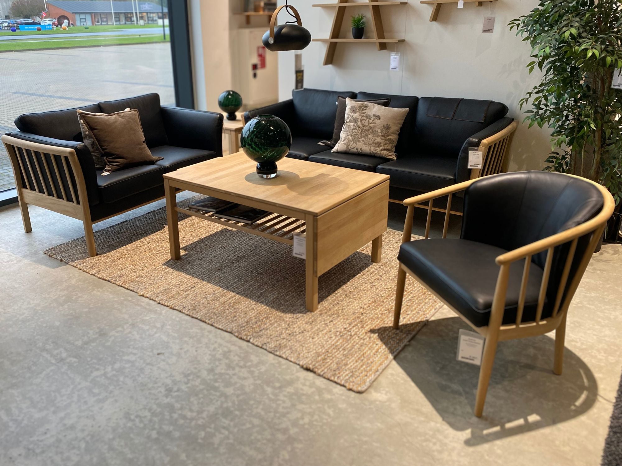 DEMO MODEL - Kragelund Aya K 129 3+2 pers. sofasæt & Andrup K 407 lænestol - AFHENTNINGSTILBUD
