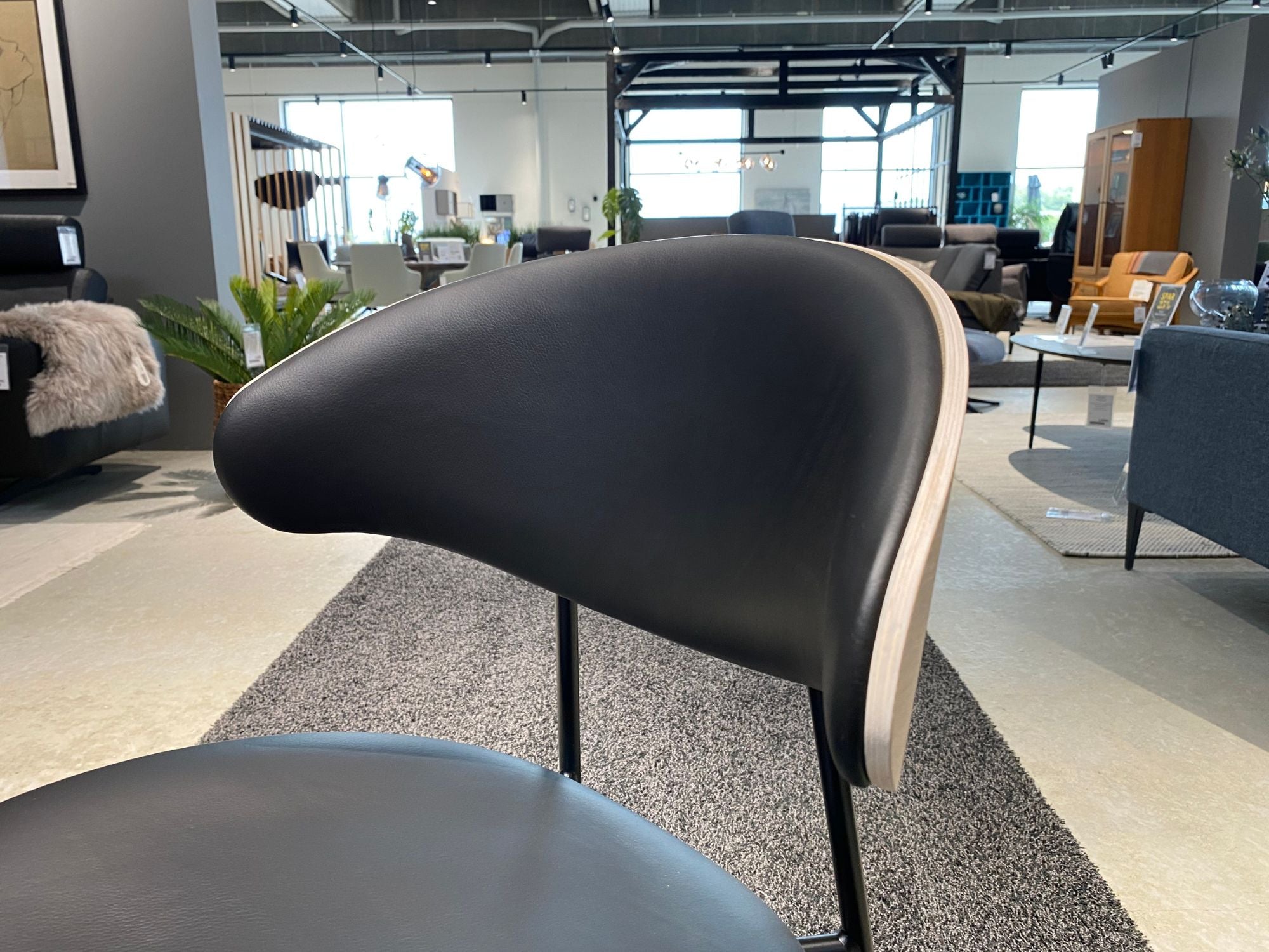 Ram Steel Comfort Shell KC02 spisebordsstol