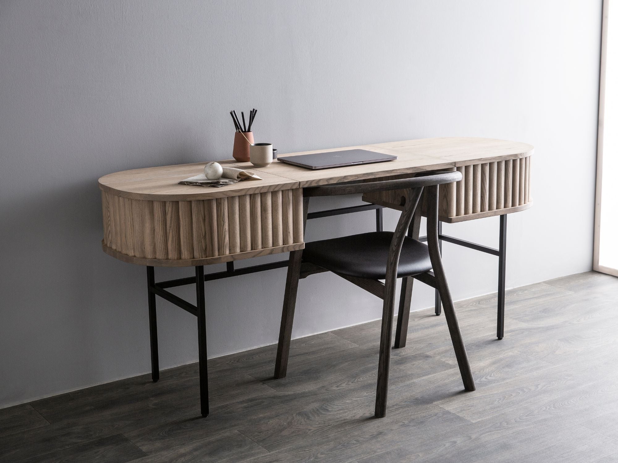 Velvet skrivebord