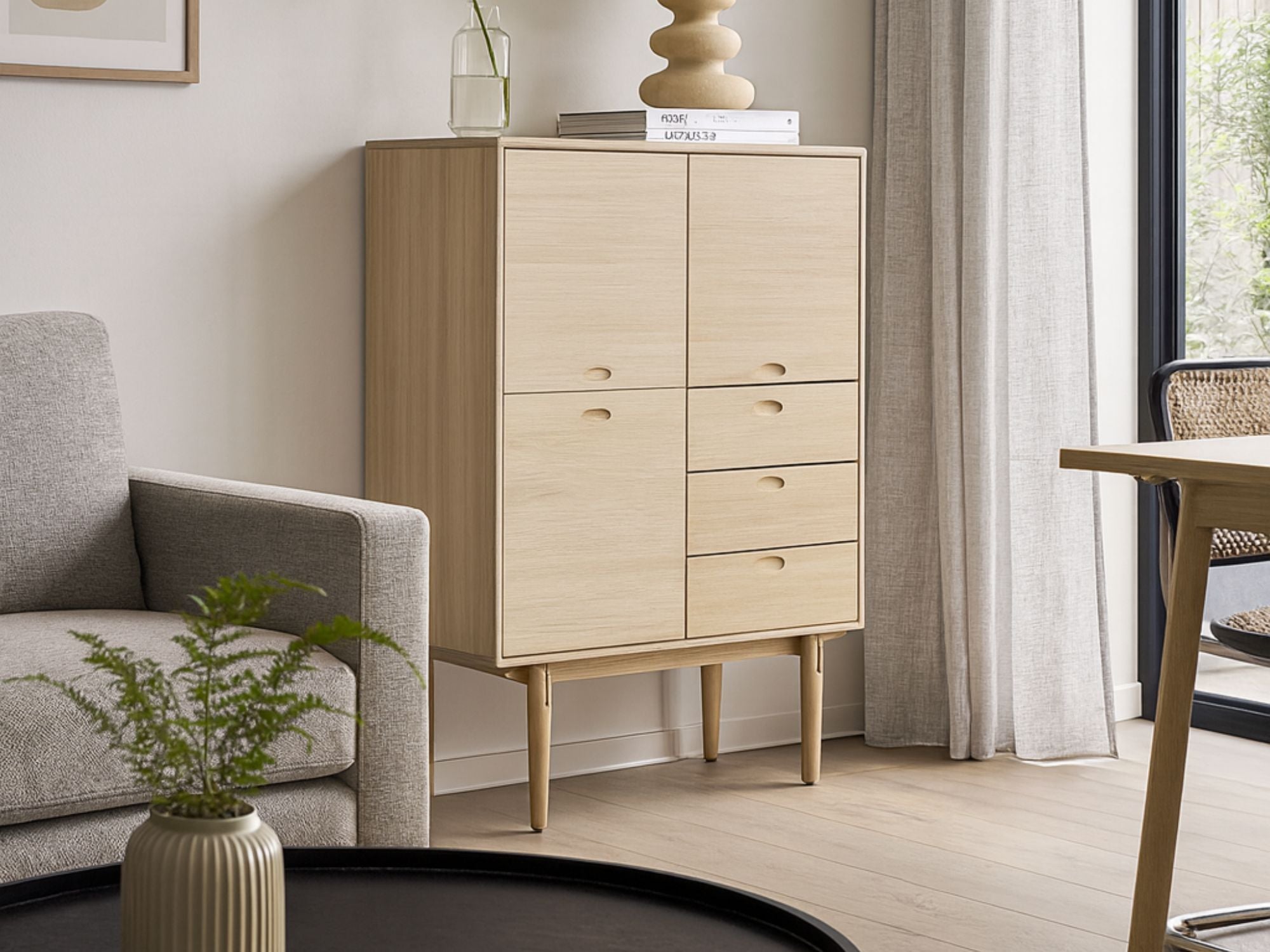 Navis highboard