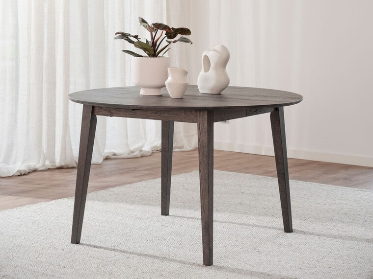 Filippa rundt spisebord