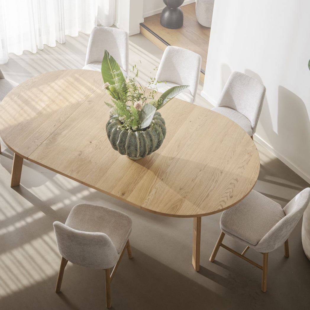Rowico Glenside rundt spisebord i naturolieret eg