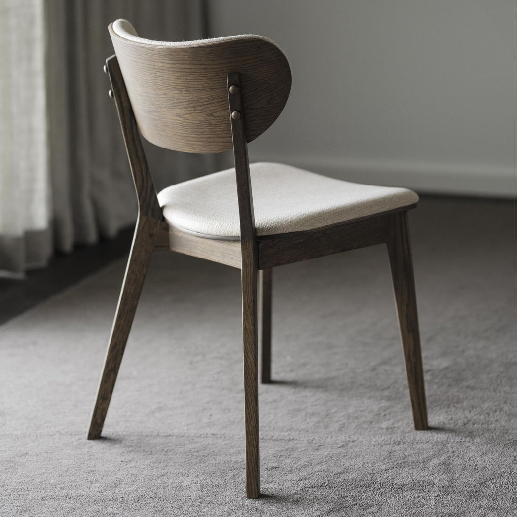 Rowico Kato spisebordsstol i brunlakeret eg med beige stof