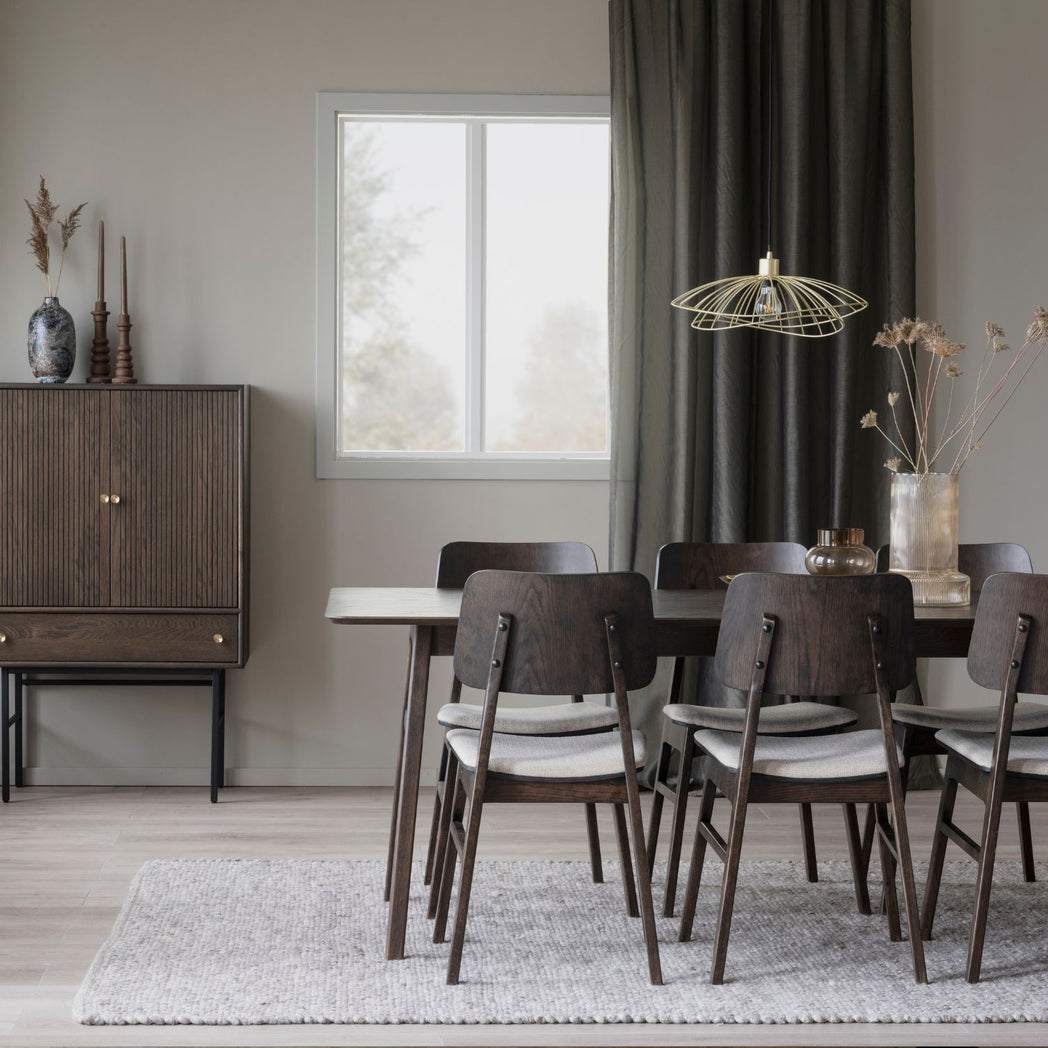 Rowico Nagano spisebordsstol i brunlakeret eg med beige stof