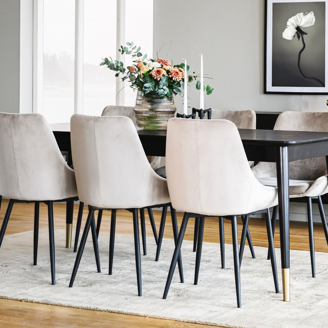 Rowico Sierra spisebordsstol i beige velour