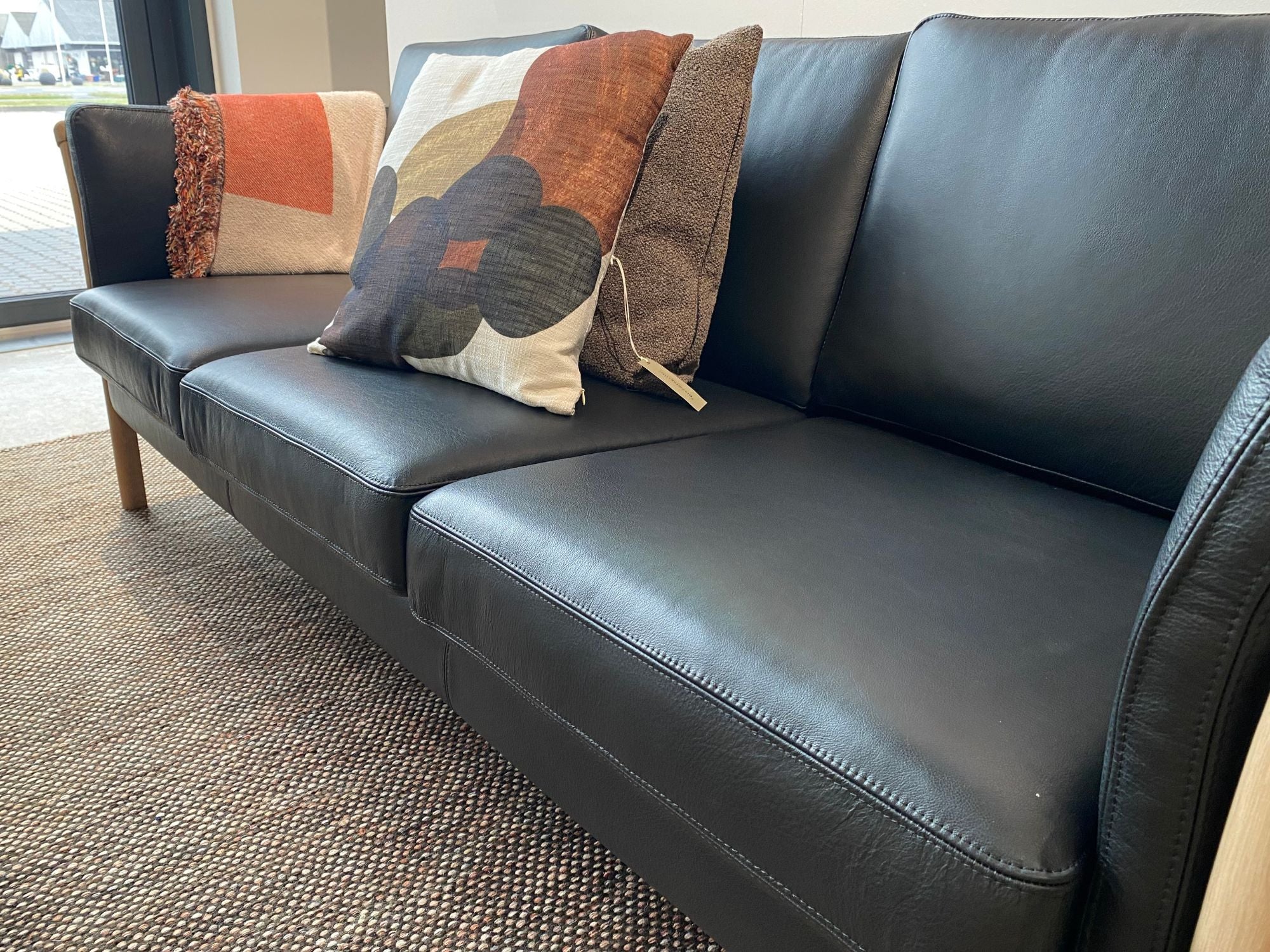 DEMO MODEL - Skalma Aros 3+2 pers. sofasæt - AFHENTNINGSTILBUD