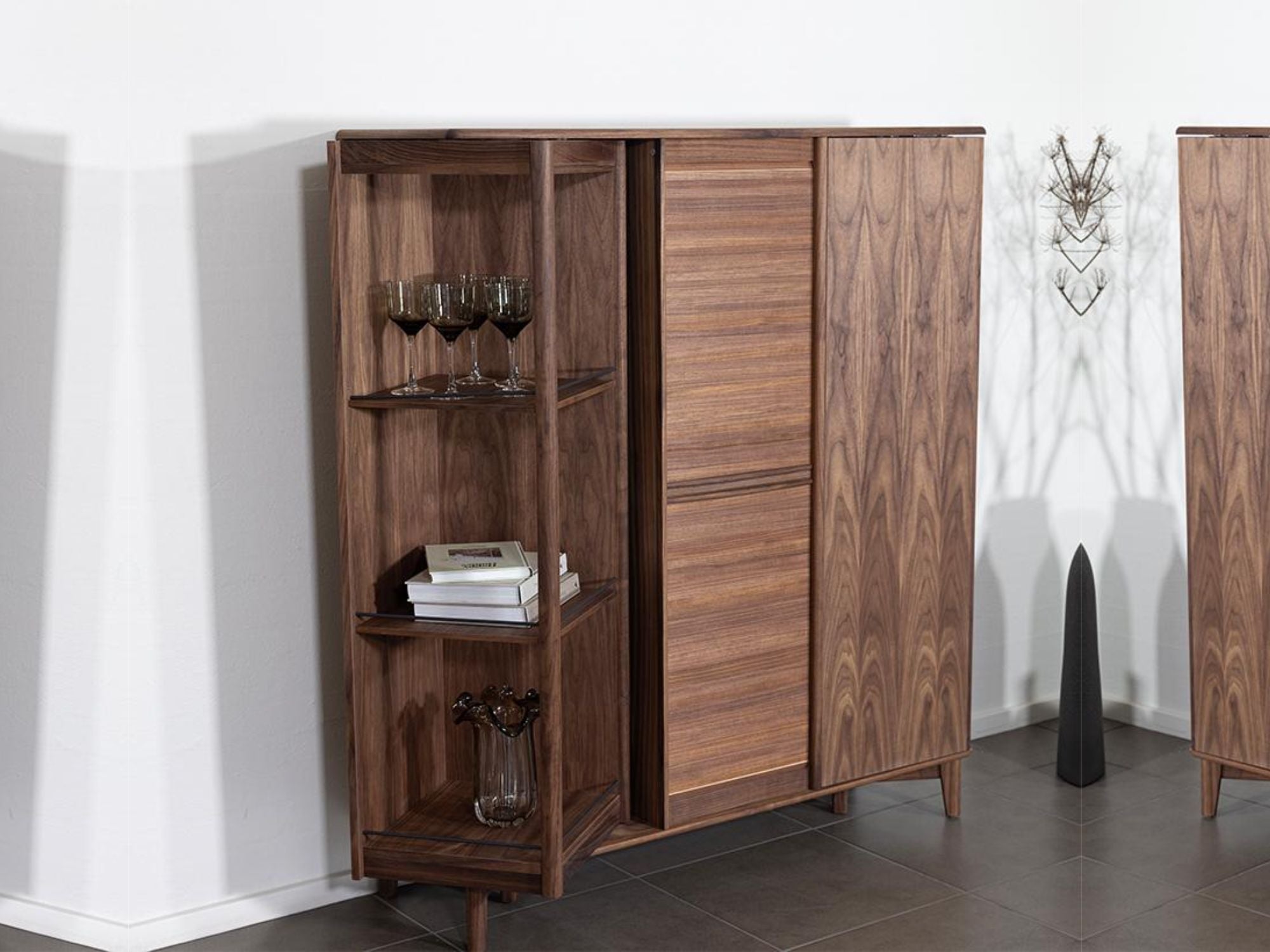 SM 546 highboard