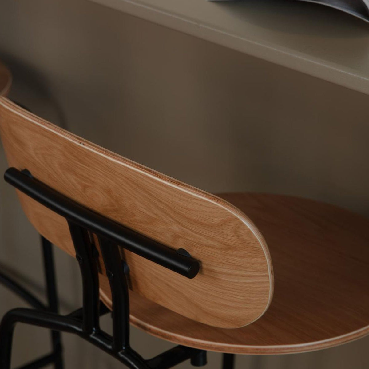 UMAGE Curious barstol – miljøbillede