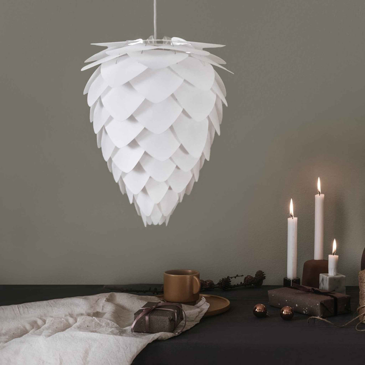 UMAGE Conia pendel Medium i Pearl White