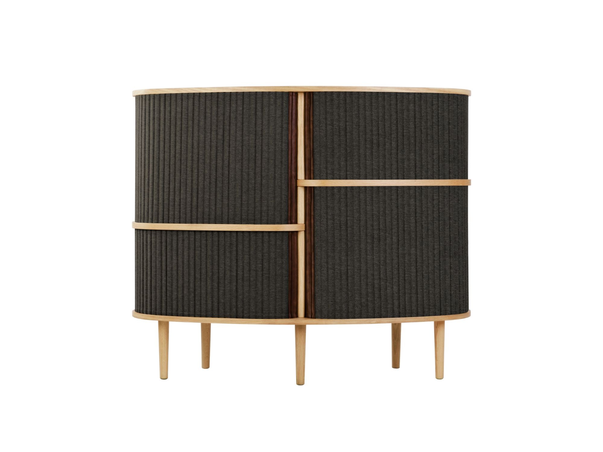 Audacious highboard