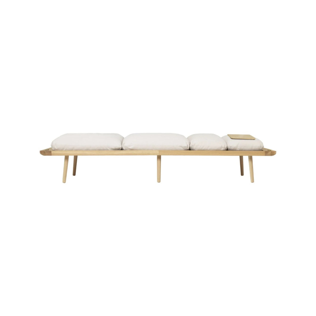 UMAGE Lounge Around daybed – Lakeret eg / White Sands