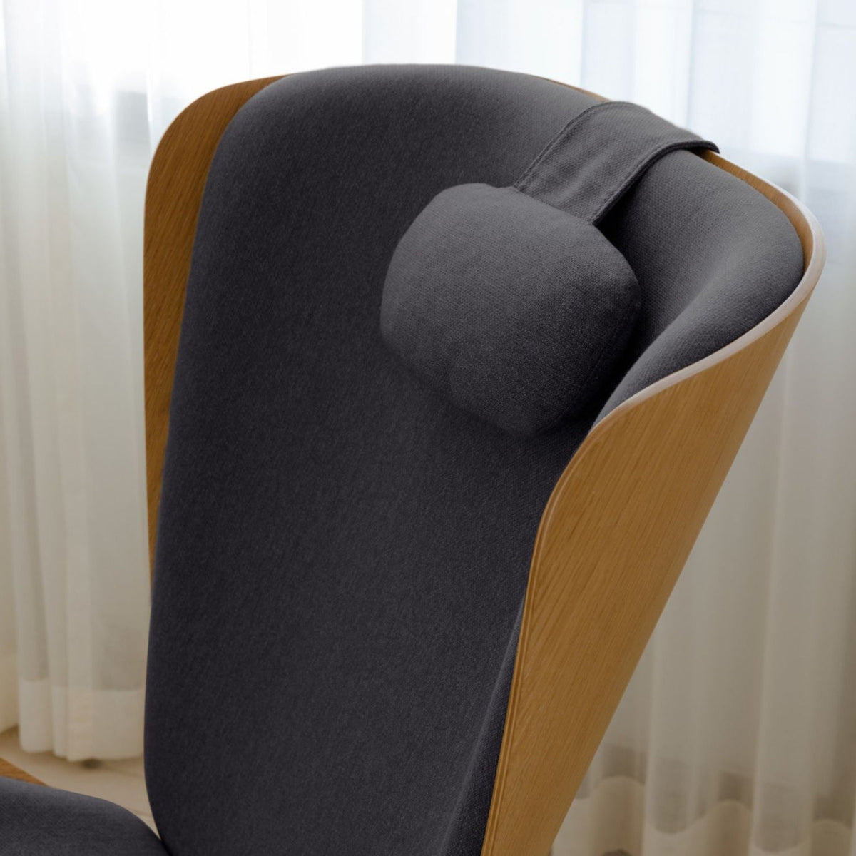 UMAGE Neck Rest – Shadow – miljøbillede