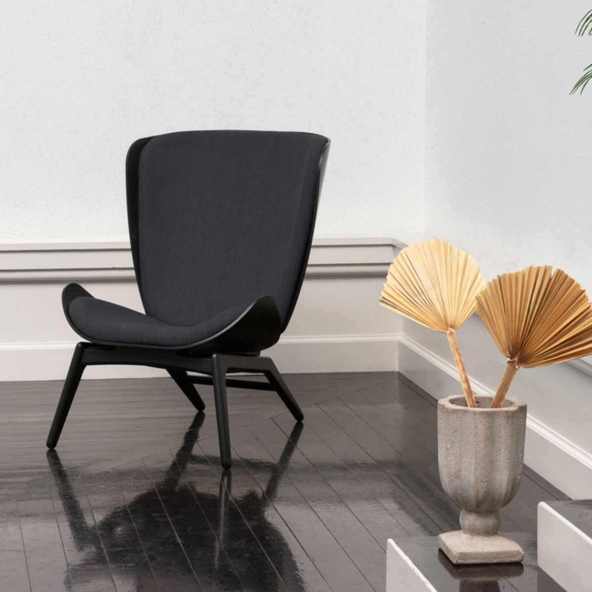 UMAGE The Reader loungestol – miljøbillede