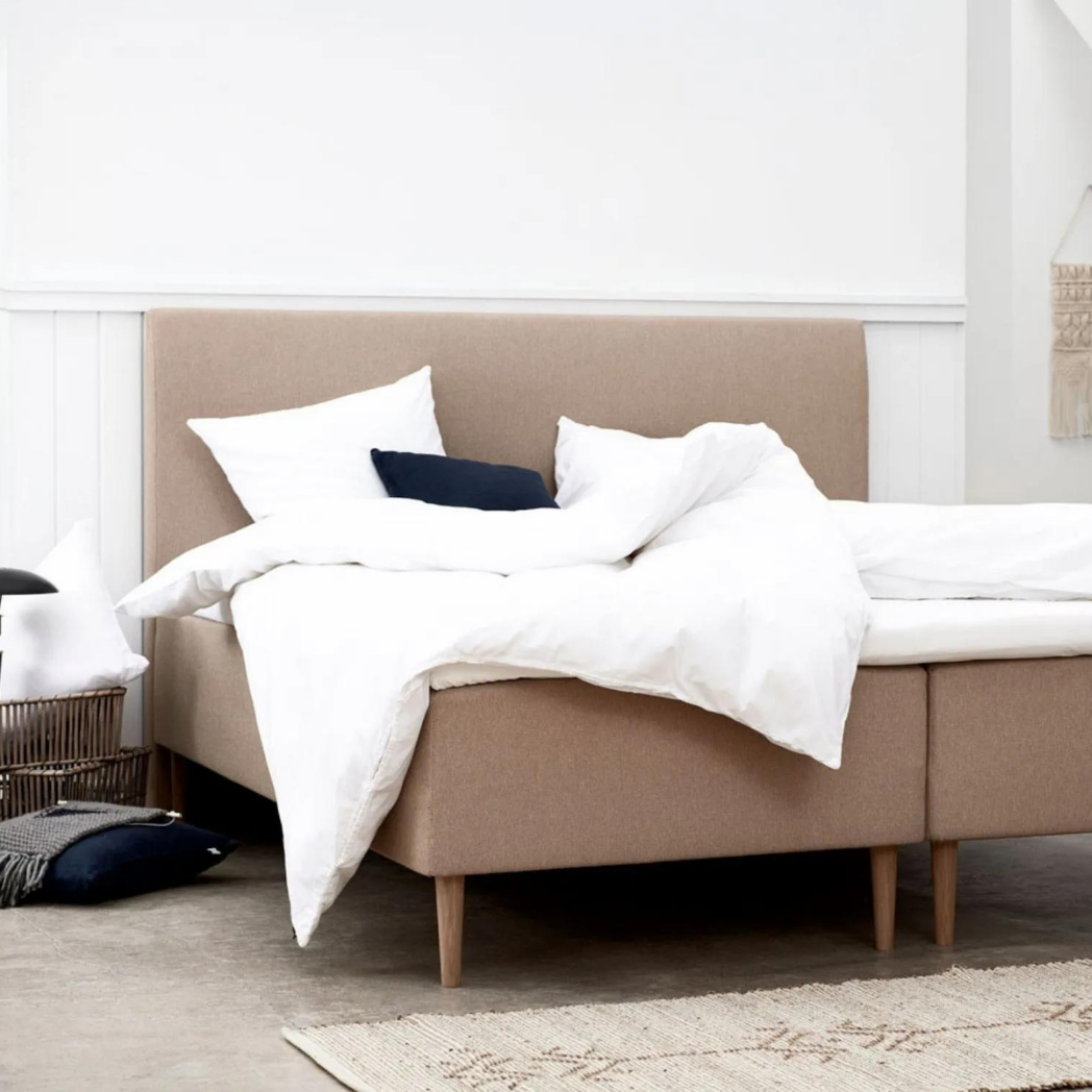 Family / Premium Curve sengegavl