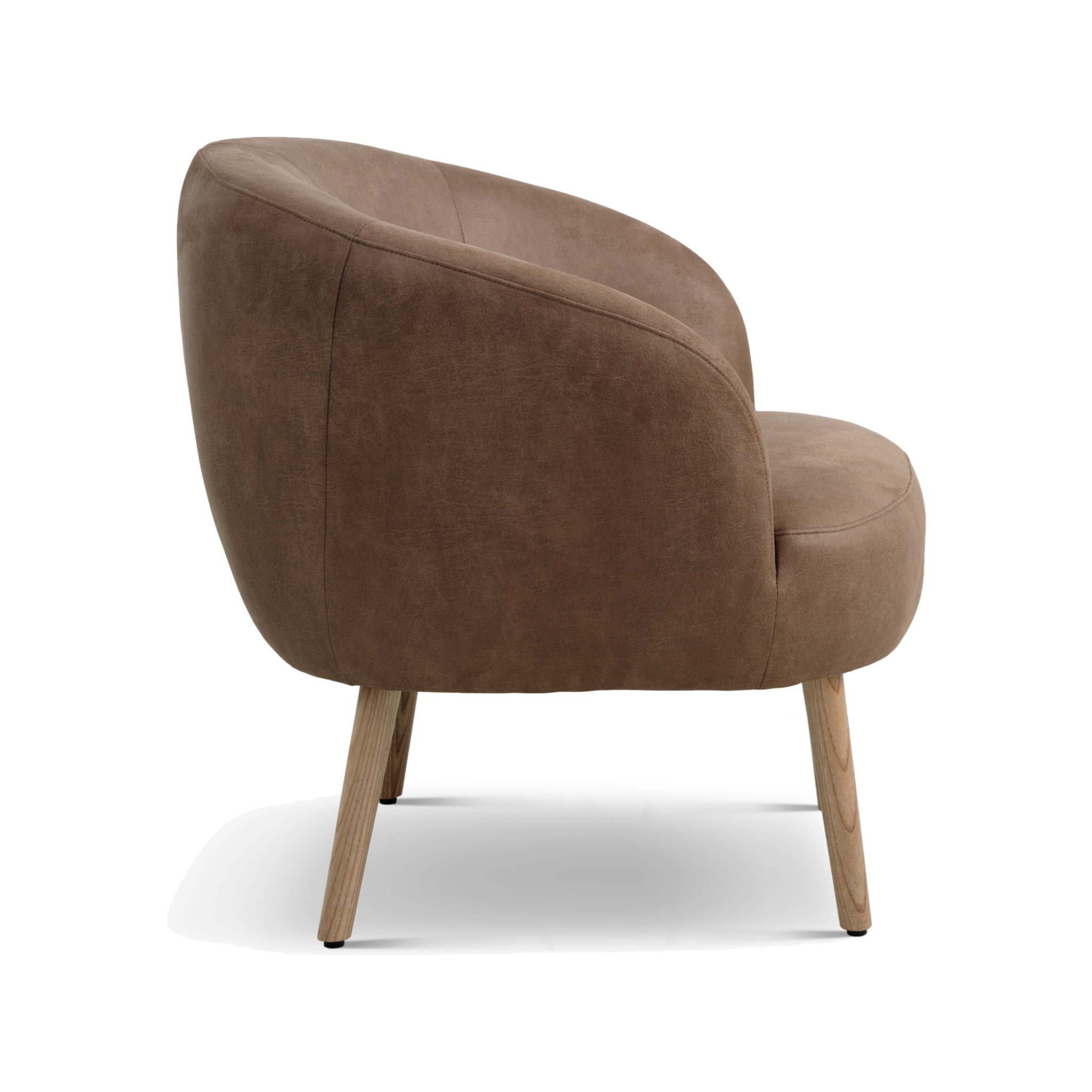 Lexpo Conrad loungestol i Almond microfiberlæder med natur træstel