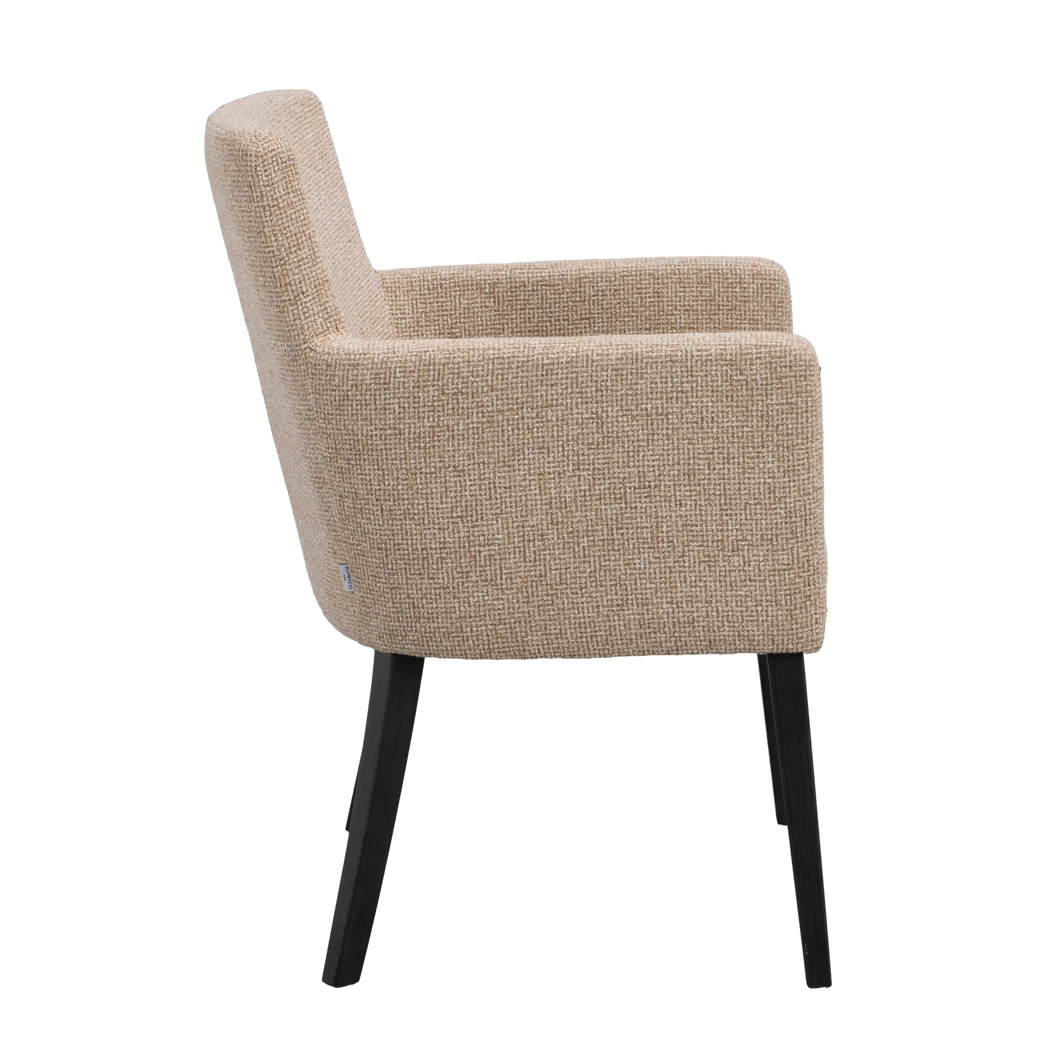 Rowico Hudson spisebordsstol i mellembeige og sortbejdset eg, set fra siden