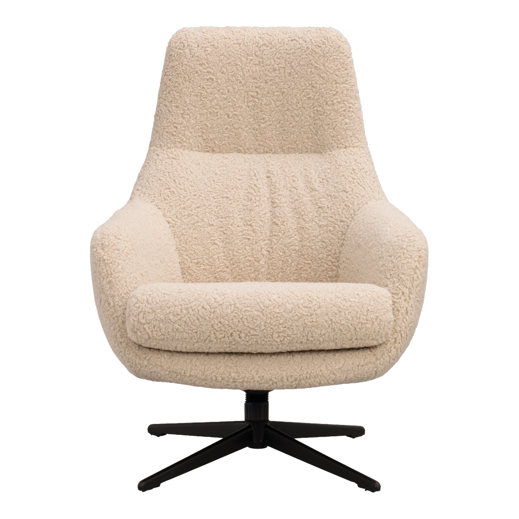 Rowico Kersey lænestol i lys beige stof med fåreskindslook og mørkebrunt metalstel, set forfra