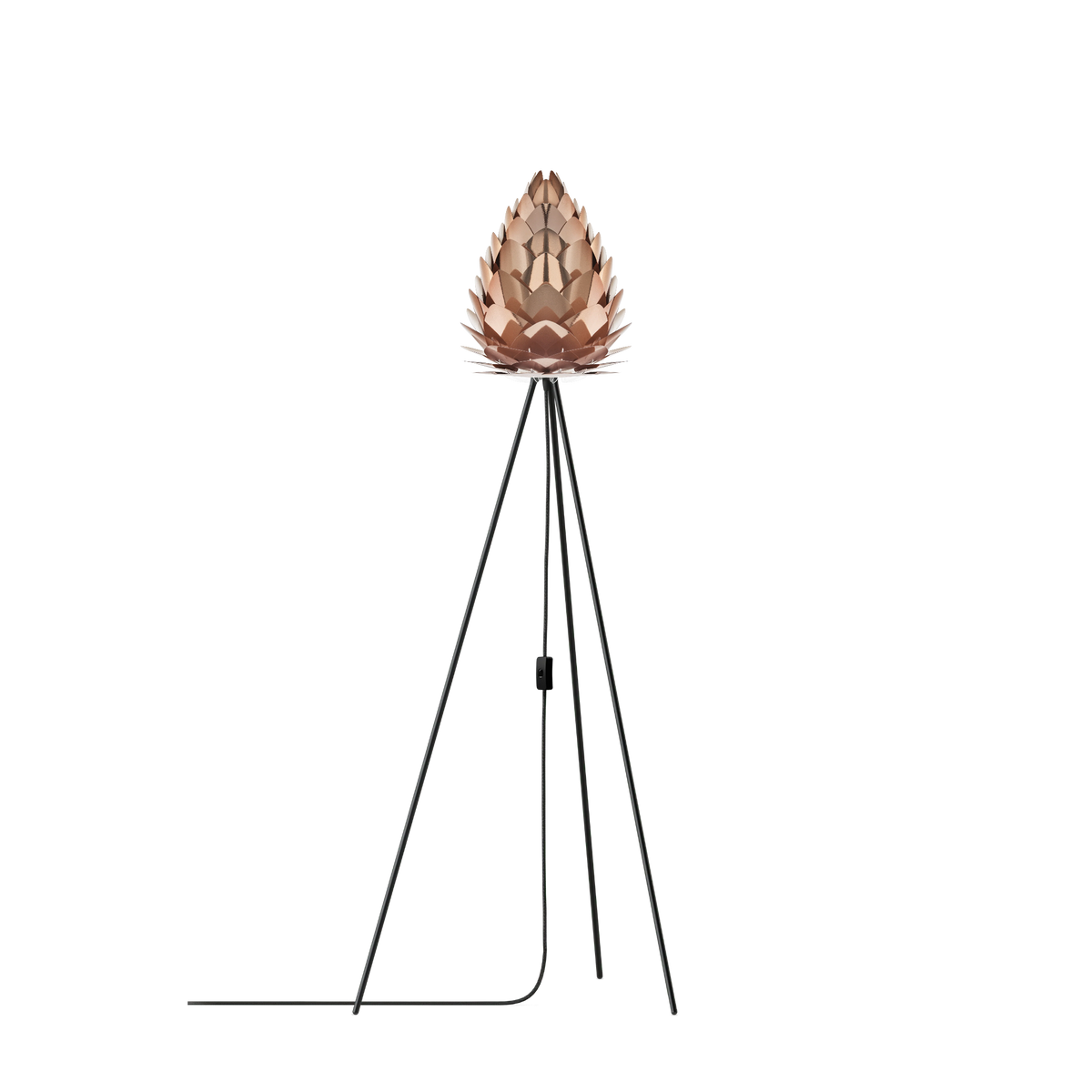 UMAGE Conia gulvlampe i Brushed Copper, Ø28 cm på Tripod floor i sort